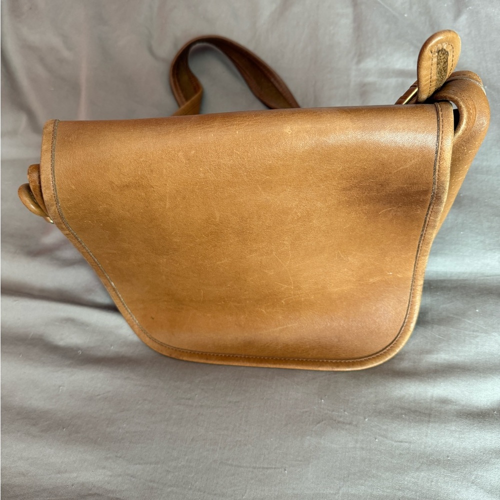 Stunning Vintage Coach leather bag